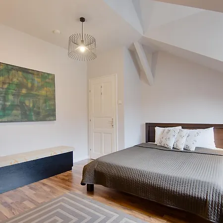 Bed and breakfast Kapital 4*