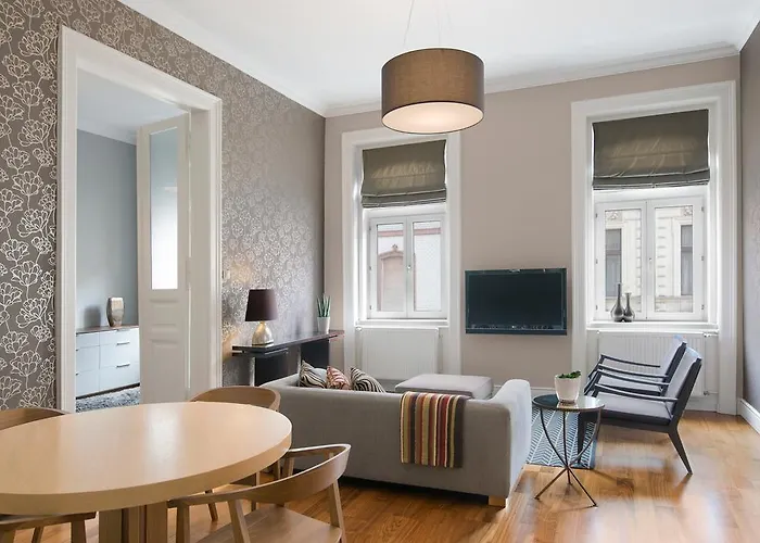 Kapital Bed & Breakfast 4*